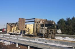 ausgebrannter LKW in Kaiserslautern