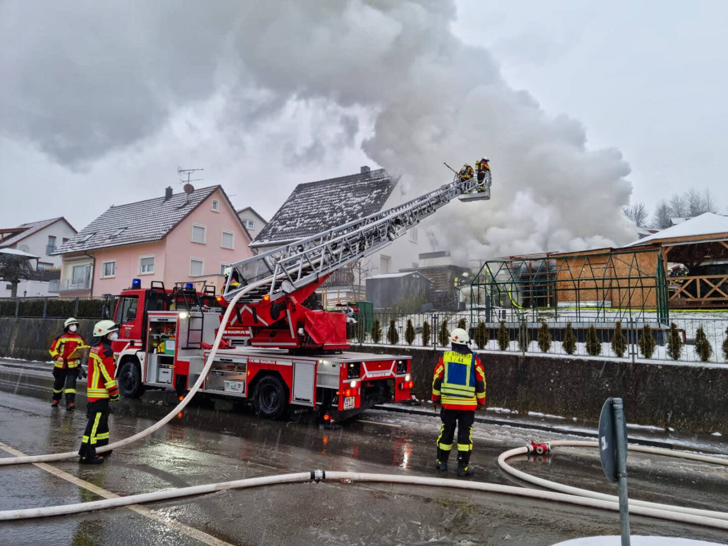 Holzschopf brennt in Mühlingen