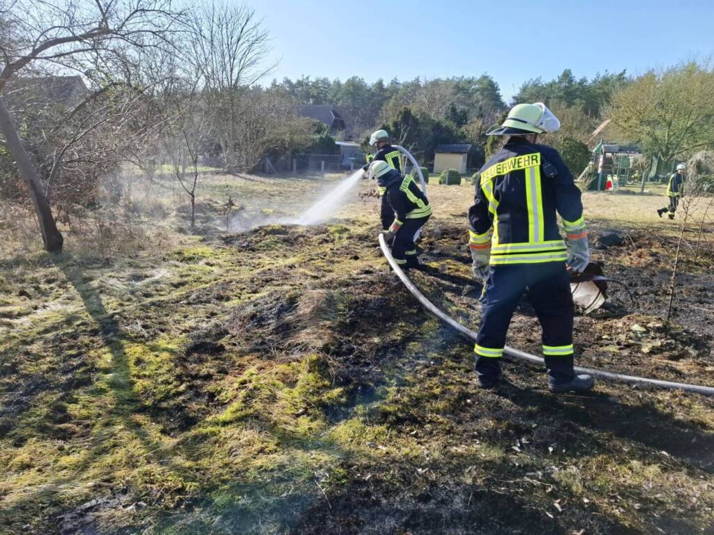 Feuerwehr bei den Löscharbeiten