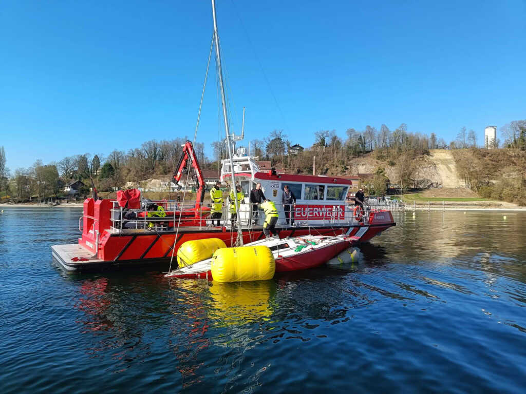 Gestrandetes Segelboot