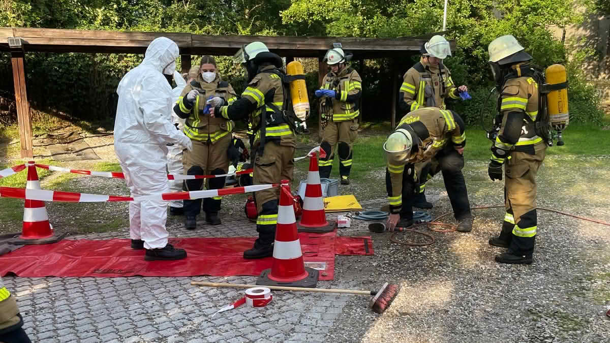 Hund bei Zimmerbrand gerettet