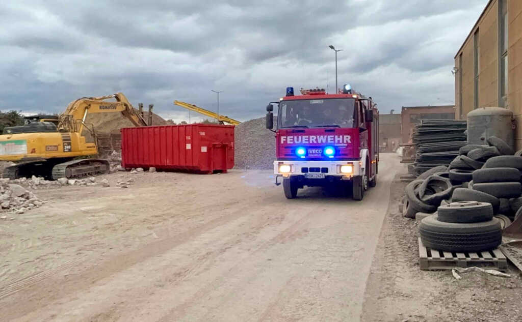 Löschzug Neheim trainiert Rettung mehrerer vermisster Personen
