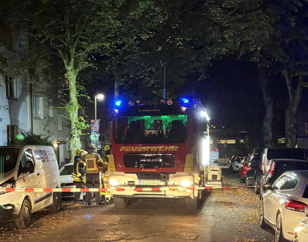 Einsatzfahrzeug bei Gefahrguteinsatz - Quecksilber ausgetreten