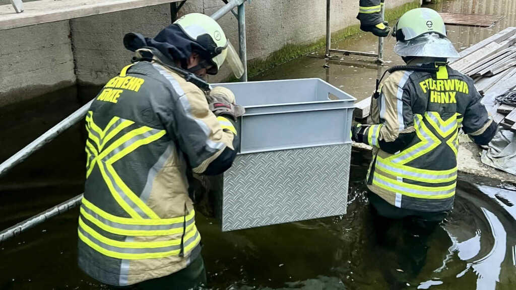 Die Retter mit Wathosen