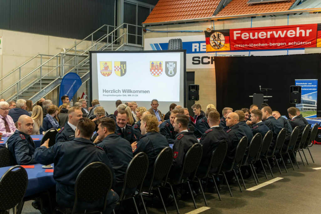 Feier für 23 neue Brandmeister