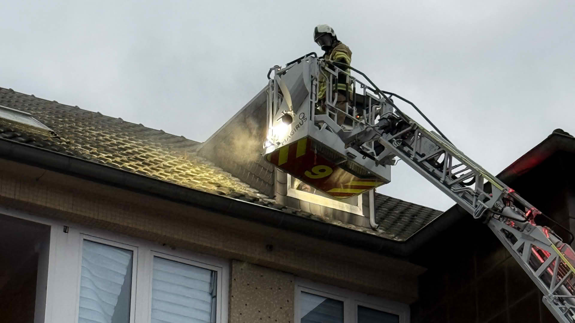 Brand in einer Dachgeschosswohnung