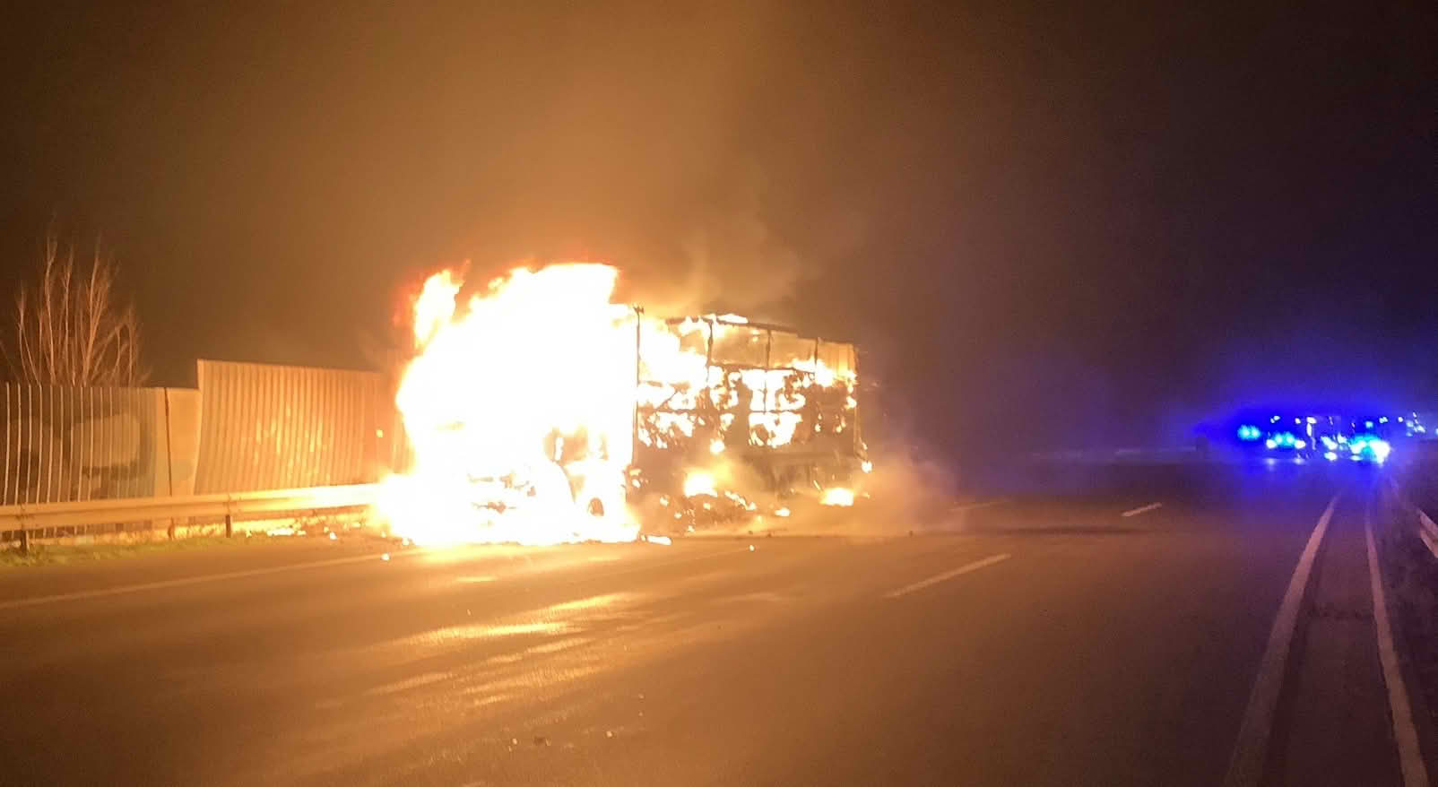 LKW-Brand auf der A2 bei Gelsenkirchen