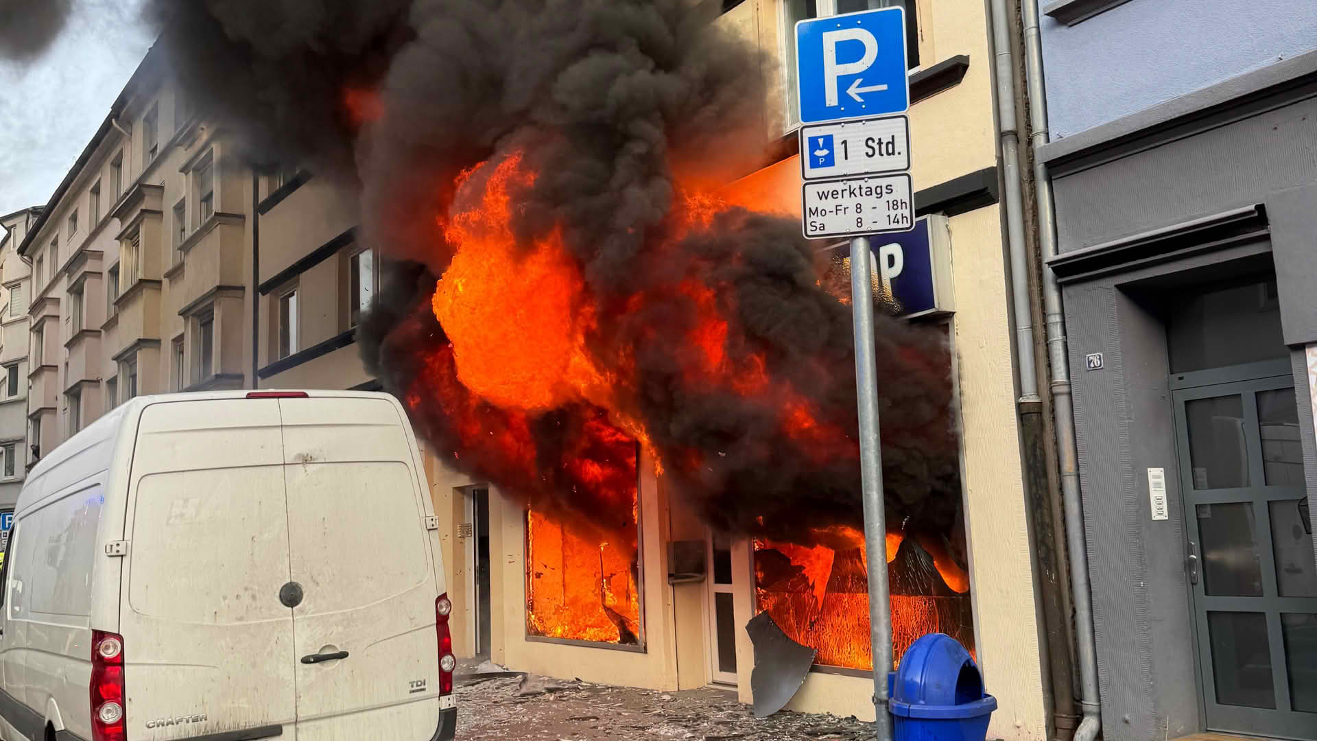 Ladenlokal im Vollbrand