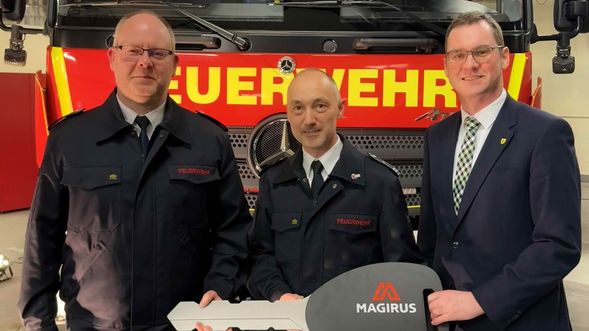 Feierliche Übergabe des neuen HLF20 an die Einheit Lage