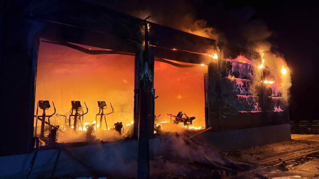 Großbrand in Wellesweiler Fitnessstudio