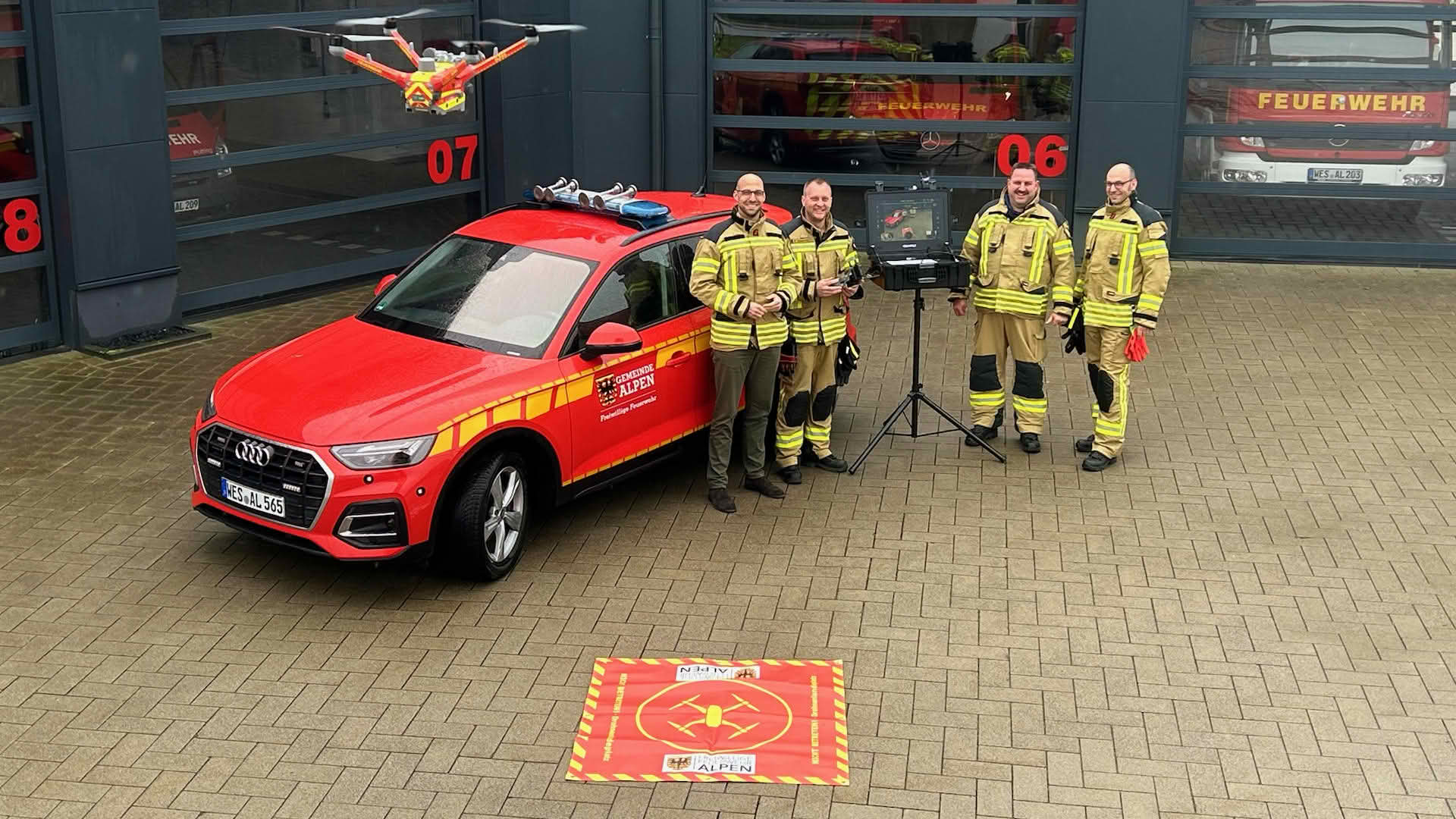 Freiwillige Feuerwehr Alpen stellt Drohne in Dienst