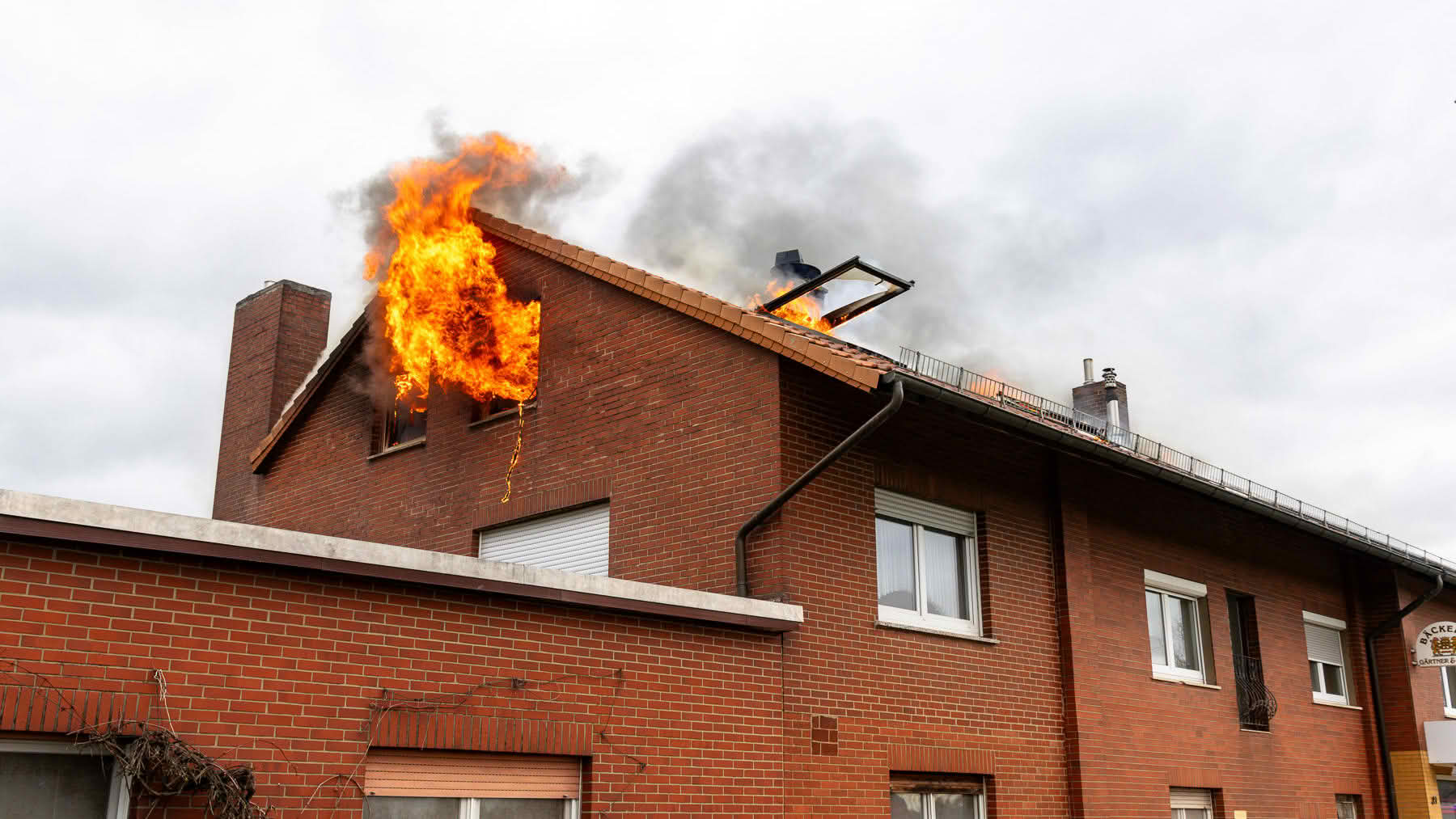 Dachstuhlbrand in Eisbergen