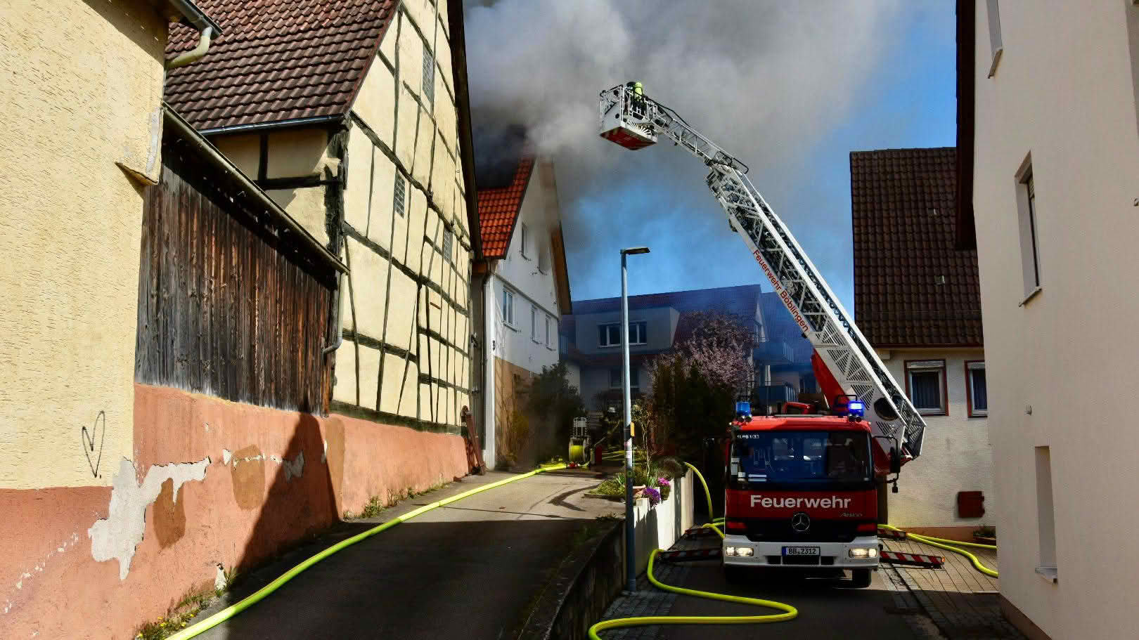 Brandbekämpfung über die Drehleiter