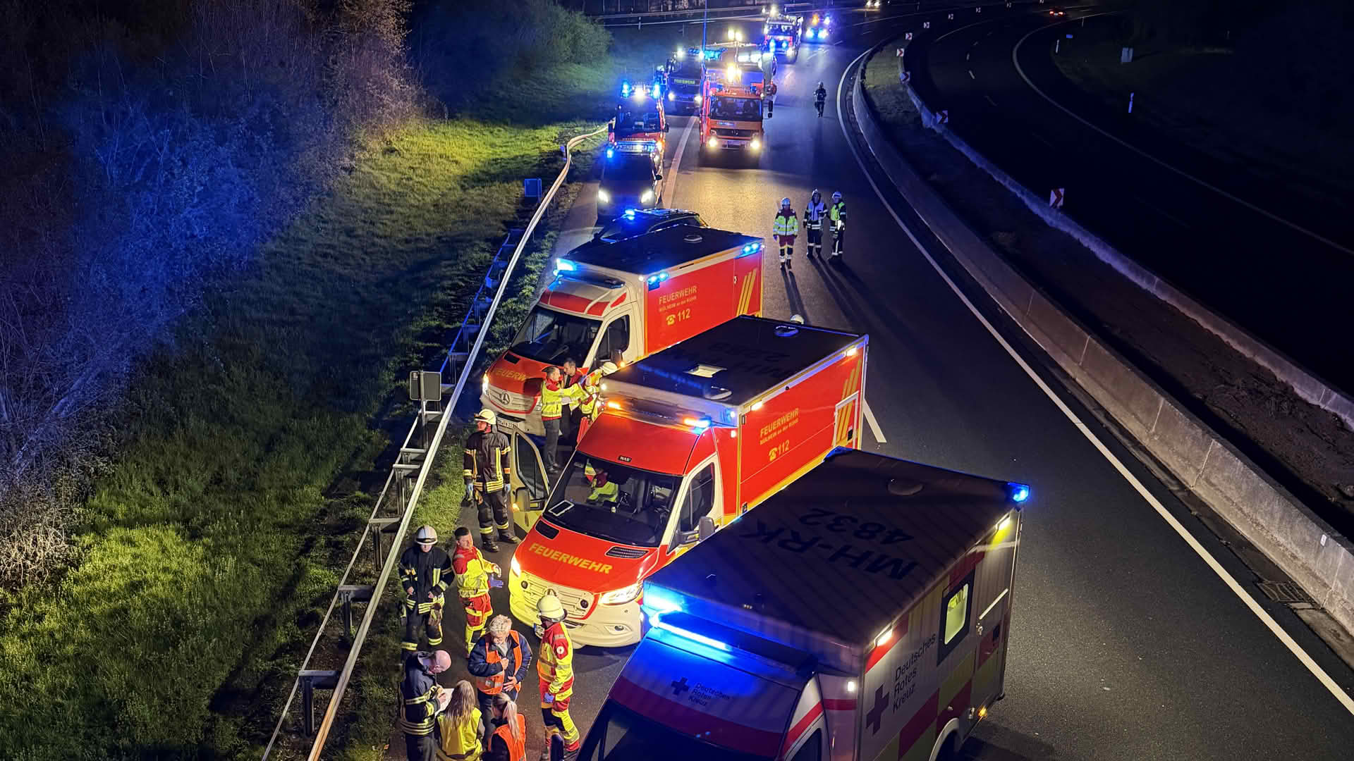 Schwerer Verkehrsunfall auf der A40 – Drohne im Einsatz