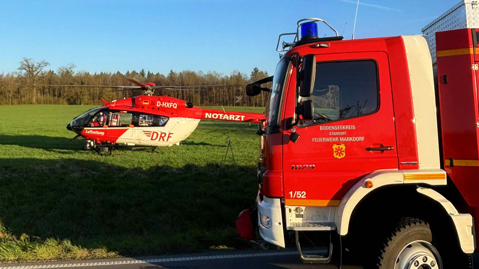 Zwei Verletzte nach Frontalzusammenstoß auf B33