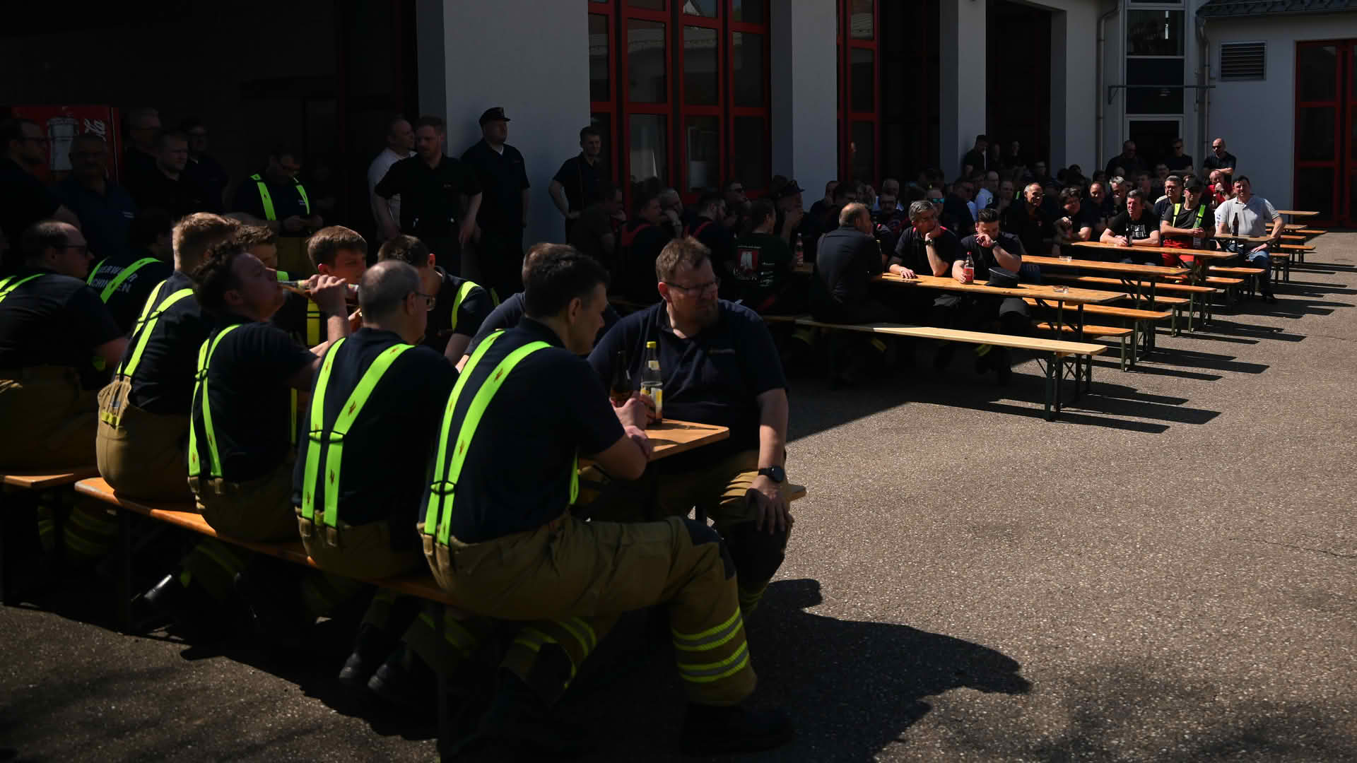 Fast 100 Einsatzkräfte