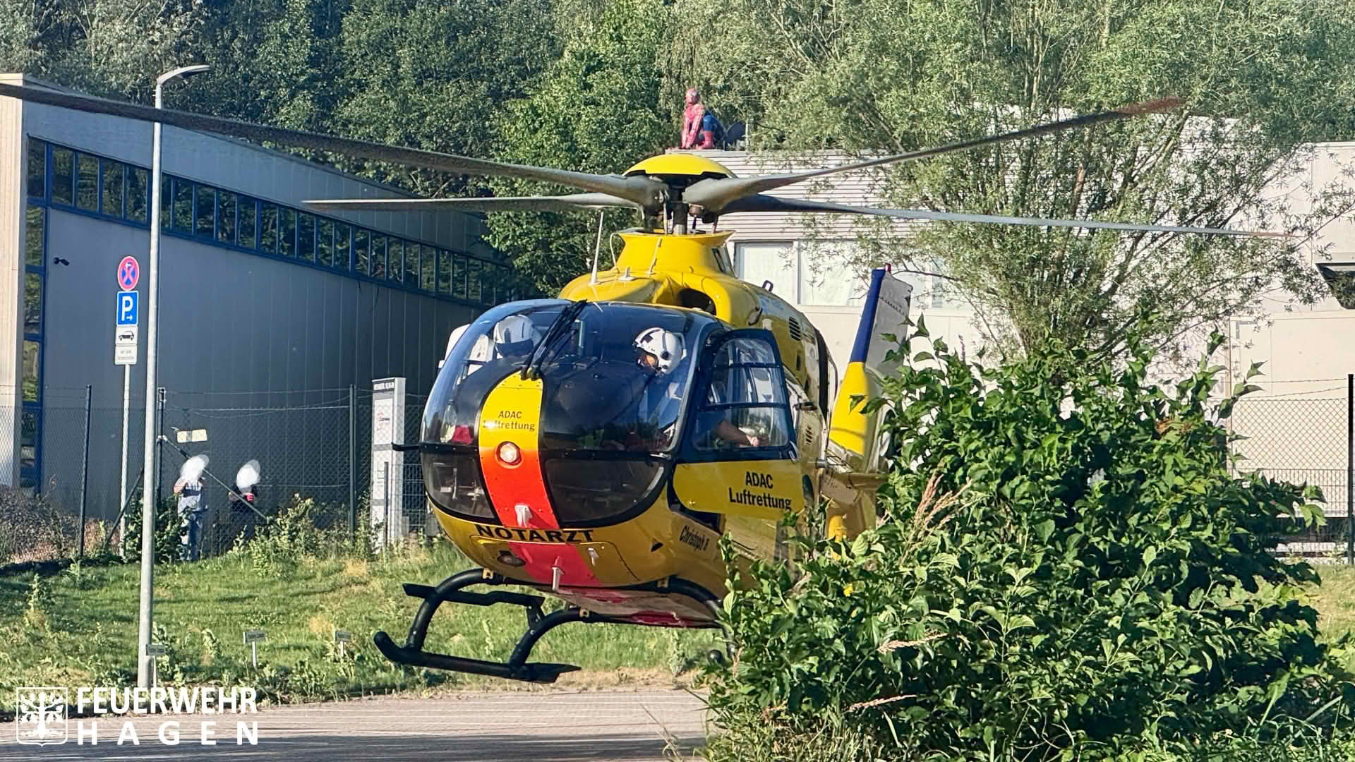 2 verletzte Personen nach Reifenplatzer