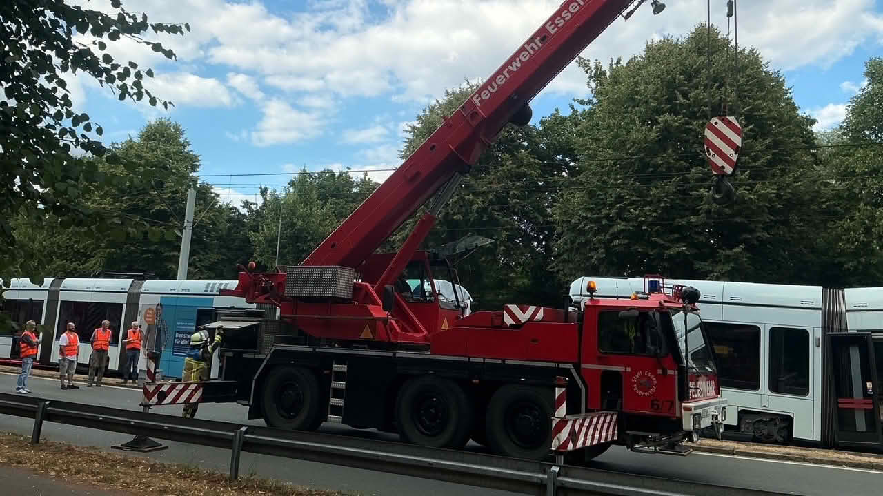 Kran der Feuerwehr Essen